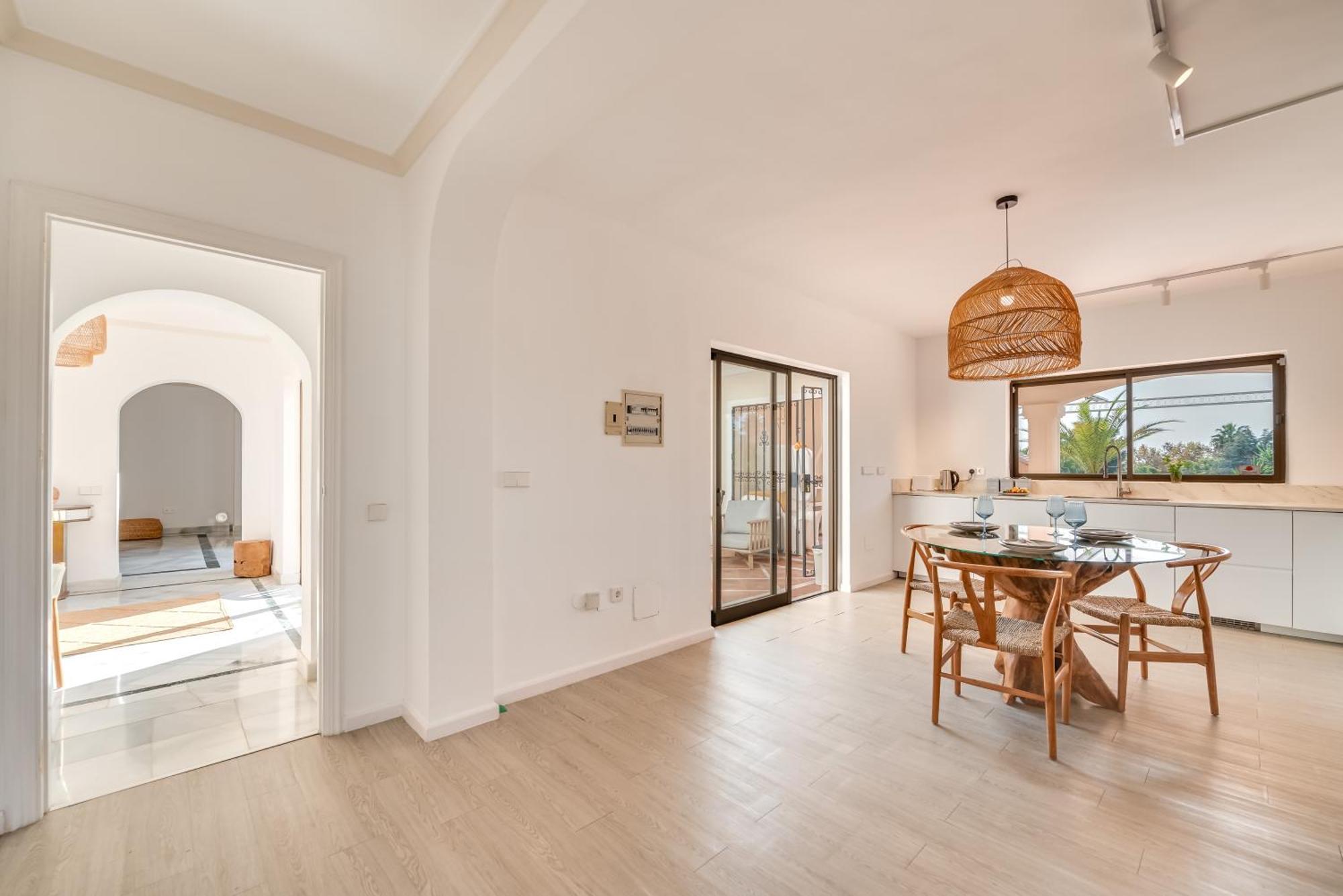 Apartamento Peaceful 4 Bdrm Andalusian W Sea Views