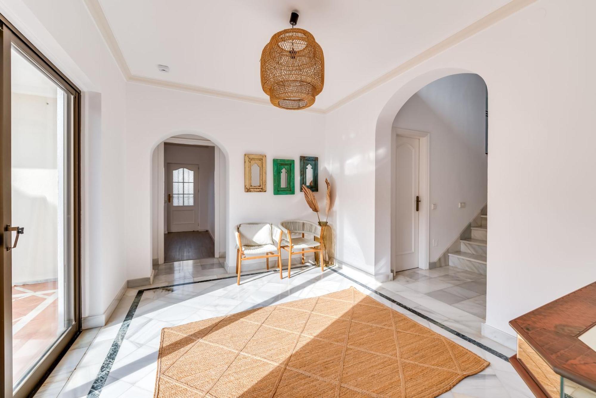Apartamento Peaceful 4 Bdrm Andalusian W Sea Views Marbella